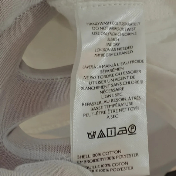 Pilcro Embellished Ruffle Collar Top 3X White Embroidery Rose Bird Cropped - Picture 6 of 8